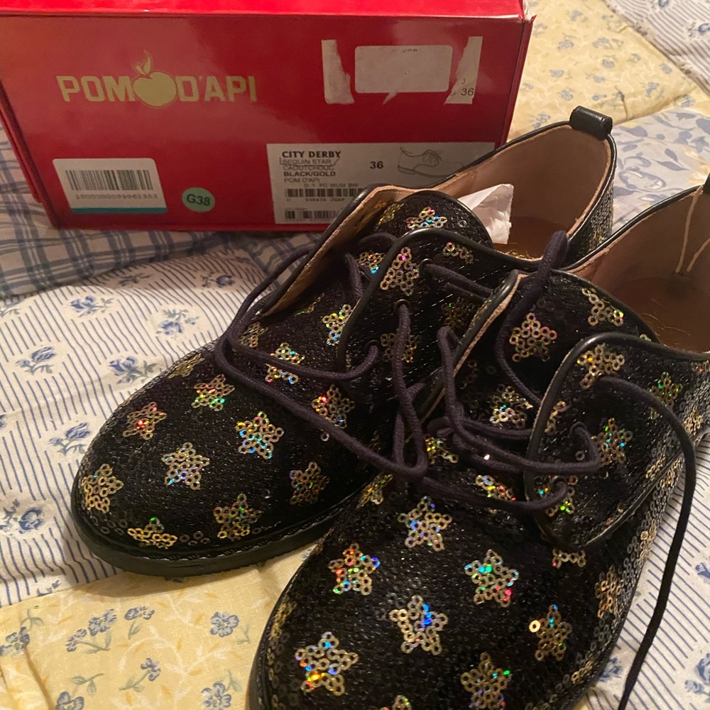 POM D'API SHOES